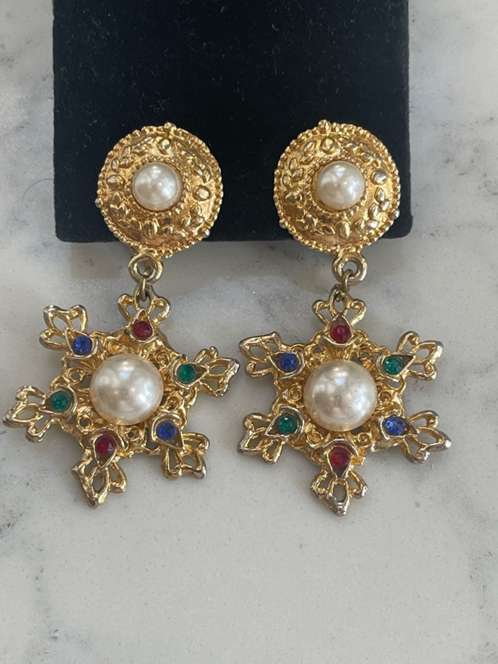 Gold-Tone Multicolor Pearl Star Drop clip on Earrings